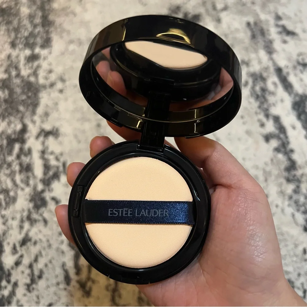 estee lauder double wear cushion bb 2W0 warm vanilla July sale